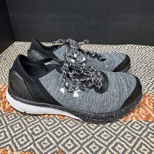 Under Armour Sneakers Woman's Size 7.5